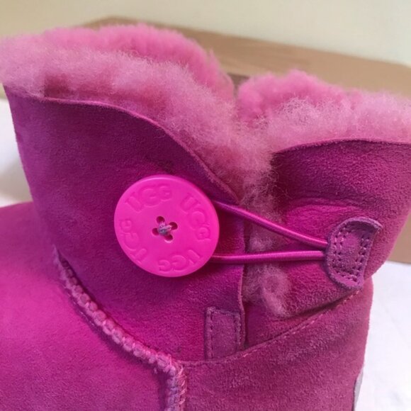 UGG Mini Bailey 1 Button Pink Magenta Boots Box Booties Shearling Fur Snow 6 Box - Picture 4 of 12